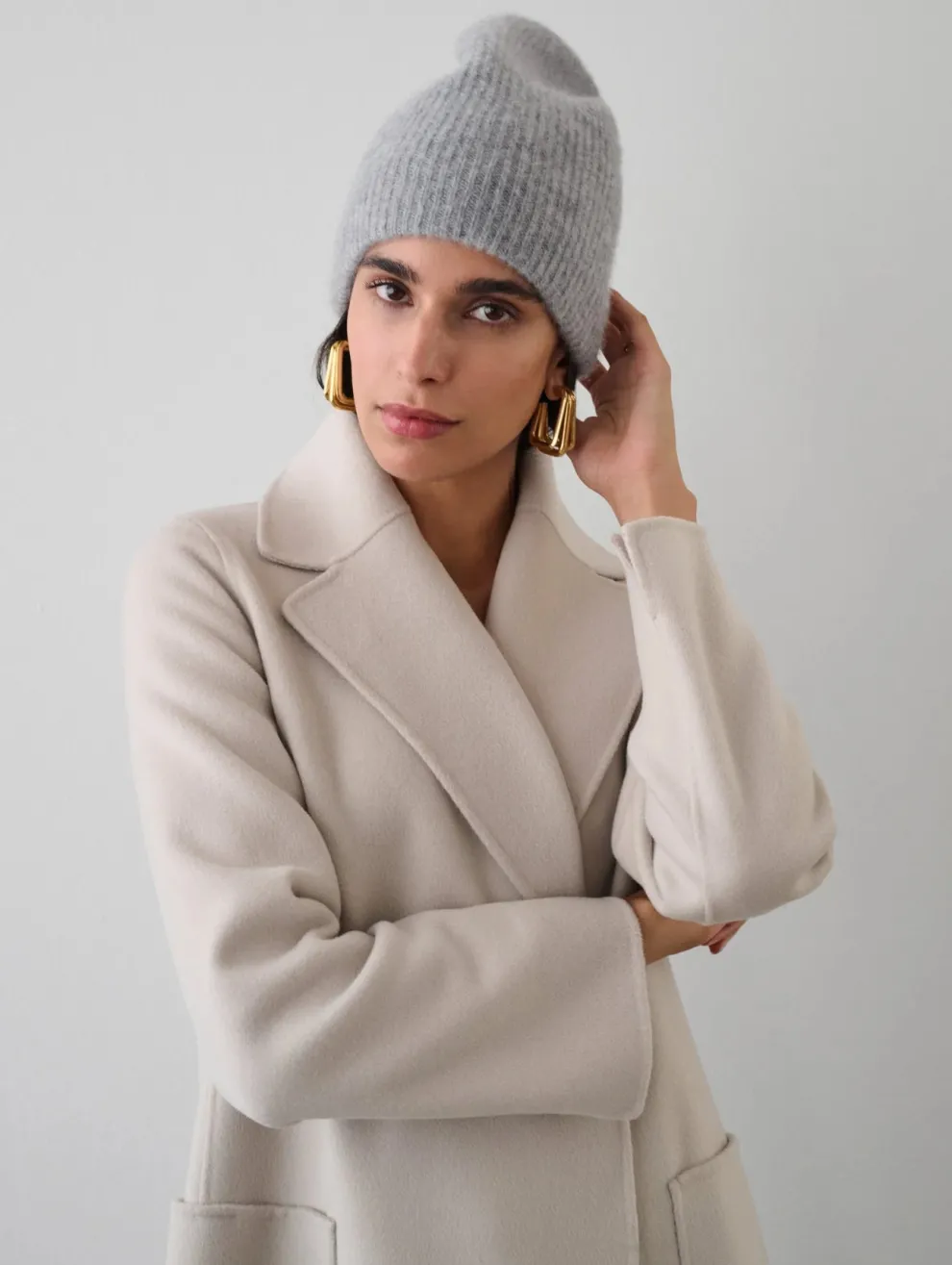 White + Warren - Cashmere Plush Rib Beanie