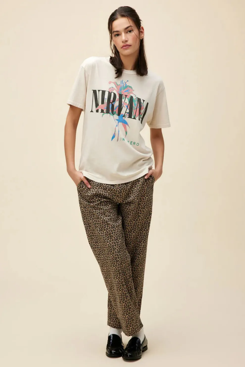 Daydreamer - Nirvana Lilies Weekend Tee